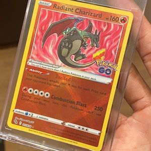 COPY - 2022 Radiant Charizard Pokémon Go